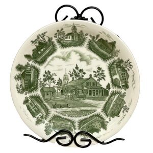 𝅺upper Canada Village Souvenir 9-7/8" Diameter Green & White, Village Store
